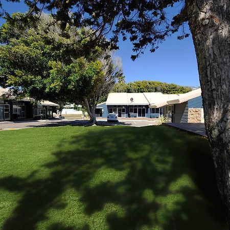 Abrolhos Reef Lodge Geraldton Esterno foto