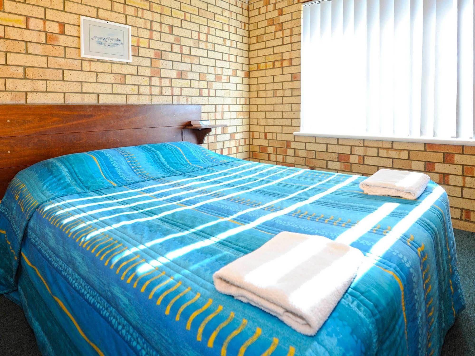 Abrolhos Reef Lodge Geraldton Esterno foto
