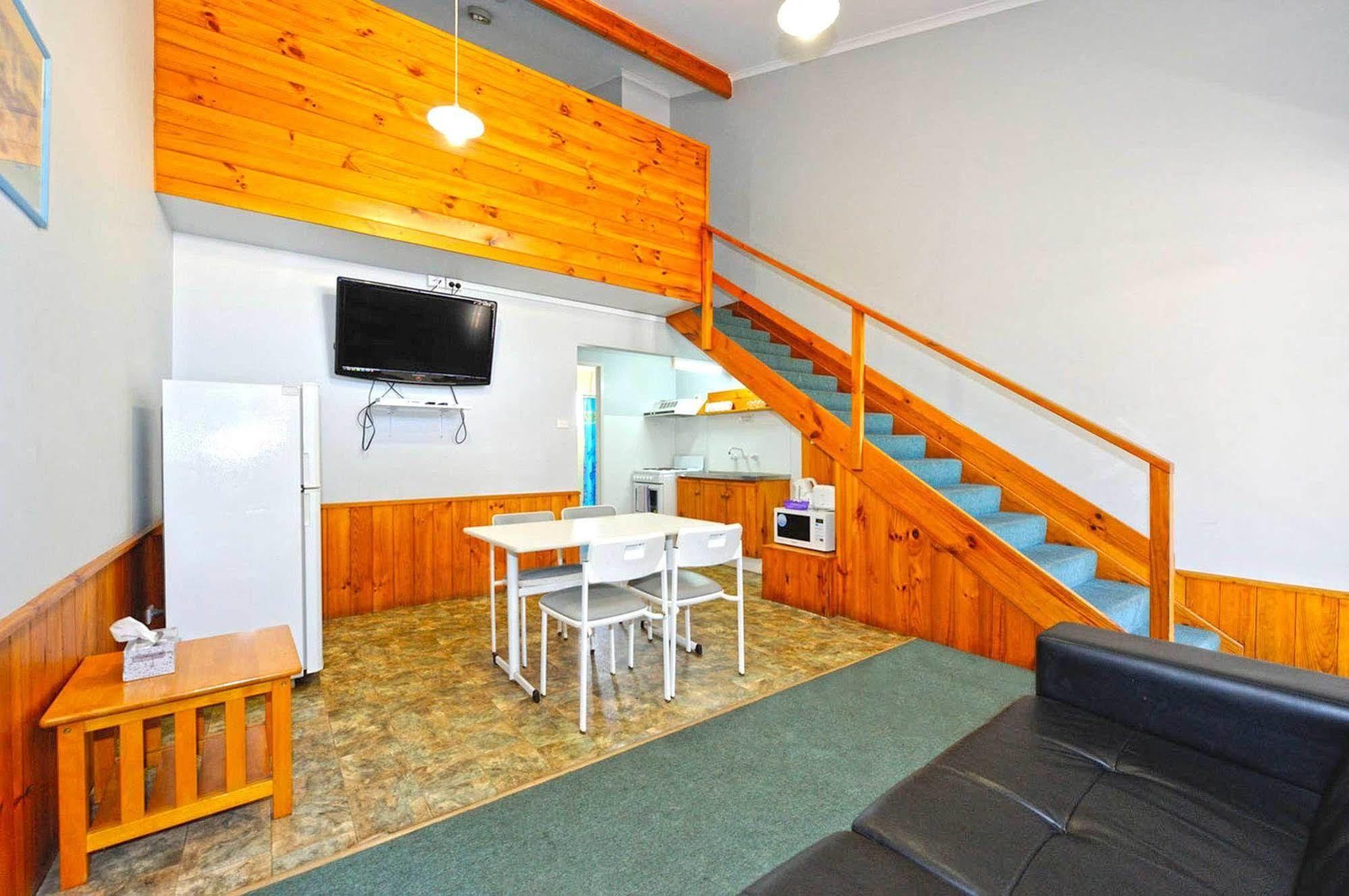 Abrolhos Reef Lodge Geraldton Esterno foto