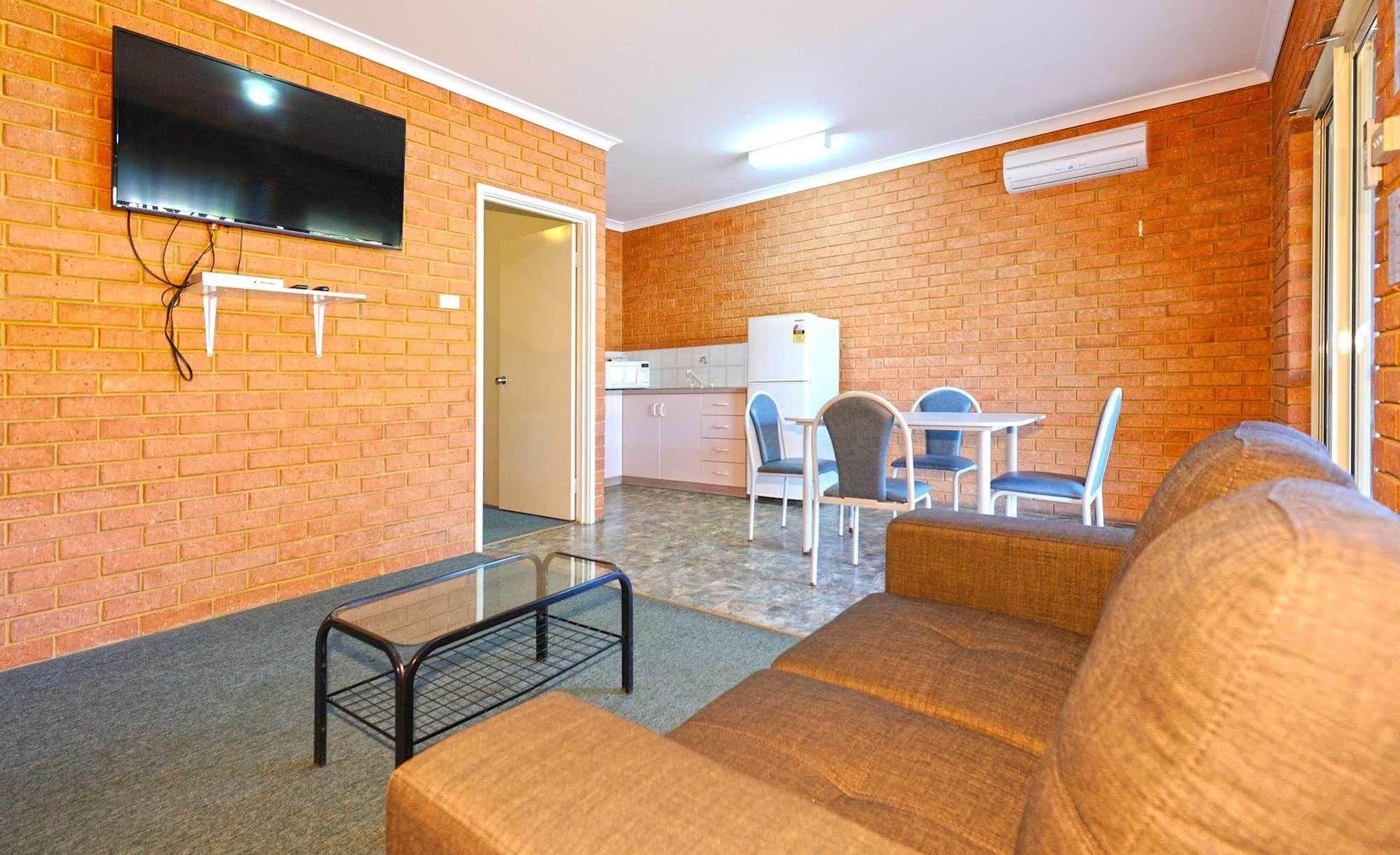 Abrolhos Reef Lodge Geraldton Esterno foto