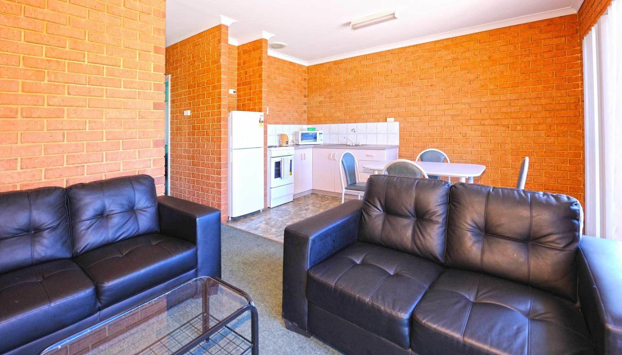 Abrolhos Reef Lodge Geraldton Esterno foto