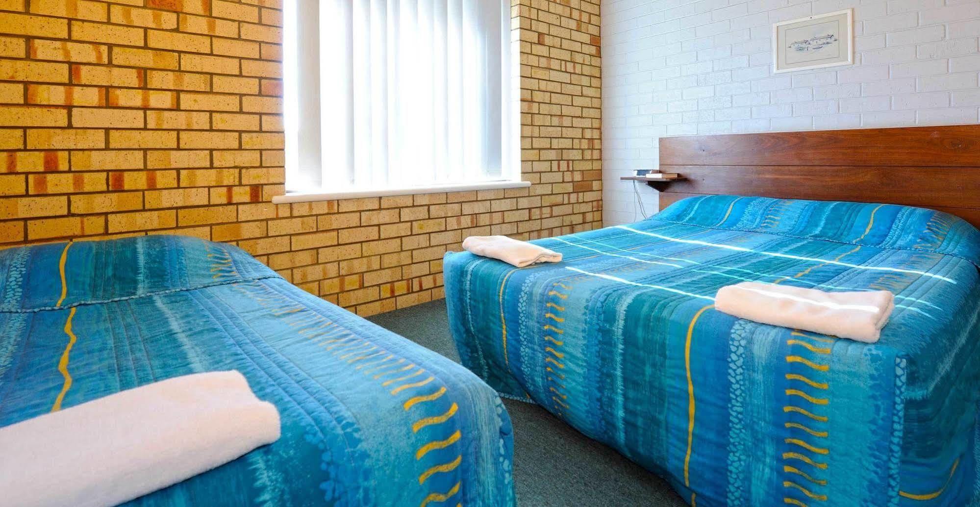 Abrolhos Reef Lodge Geraldton Esterno foto